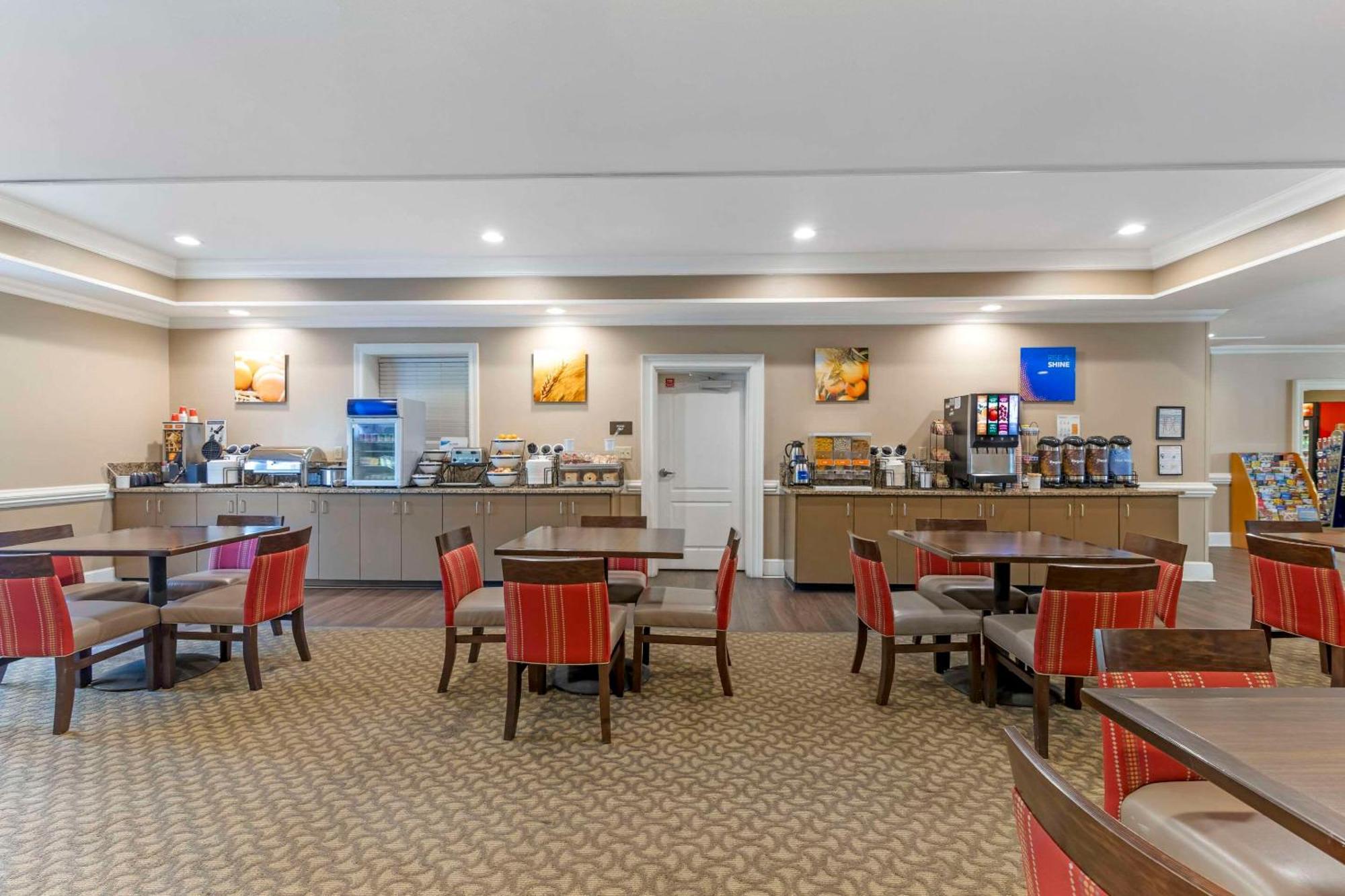 Comfort Inn & Suites Tifton Exterior photo